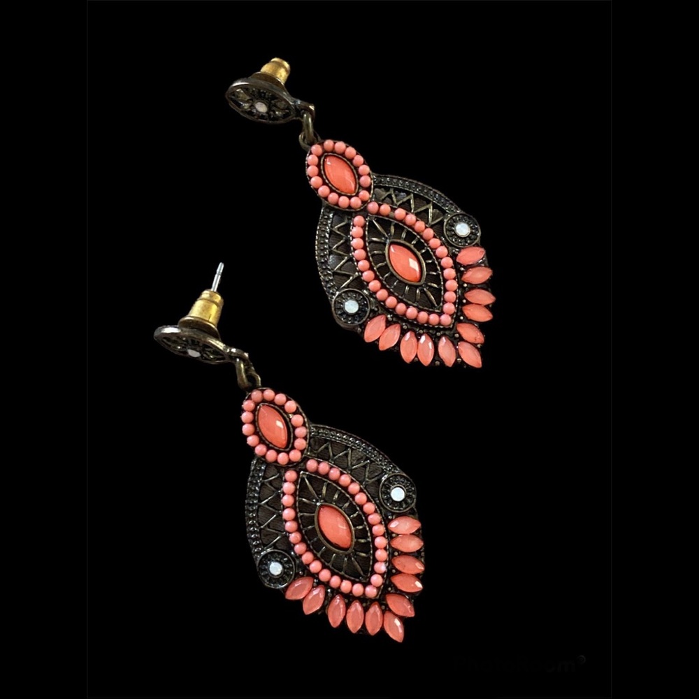 Pink metal bohemian style women’s earrings